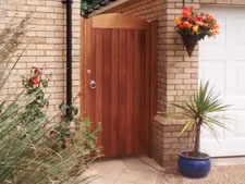 Hingham Gates Ltd