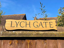 Hingham Gates Ltd - Bespoke Wooden Signs, Hook Boards, Key Hooks, Dog Lead Hooks, Name Signs, House Signs, Instruction Signs, Novelty Signs